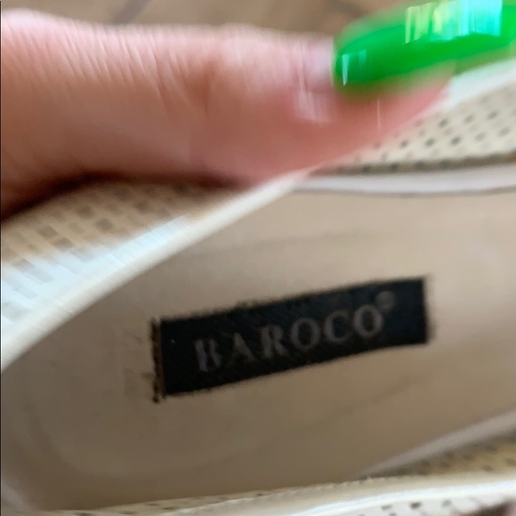 white flats - Picture 6 of 6